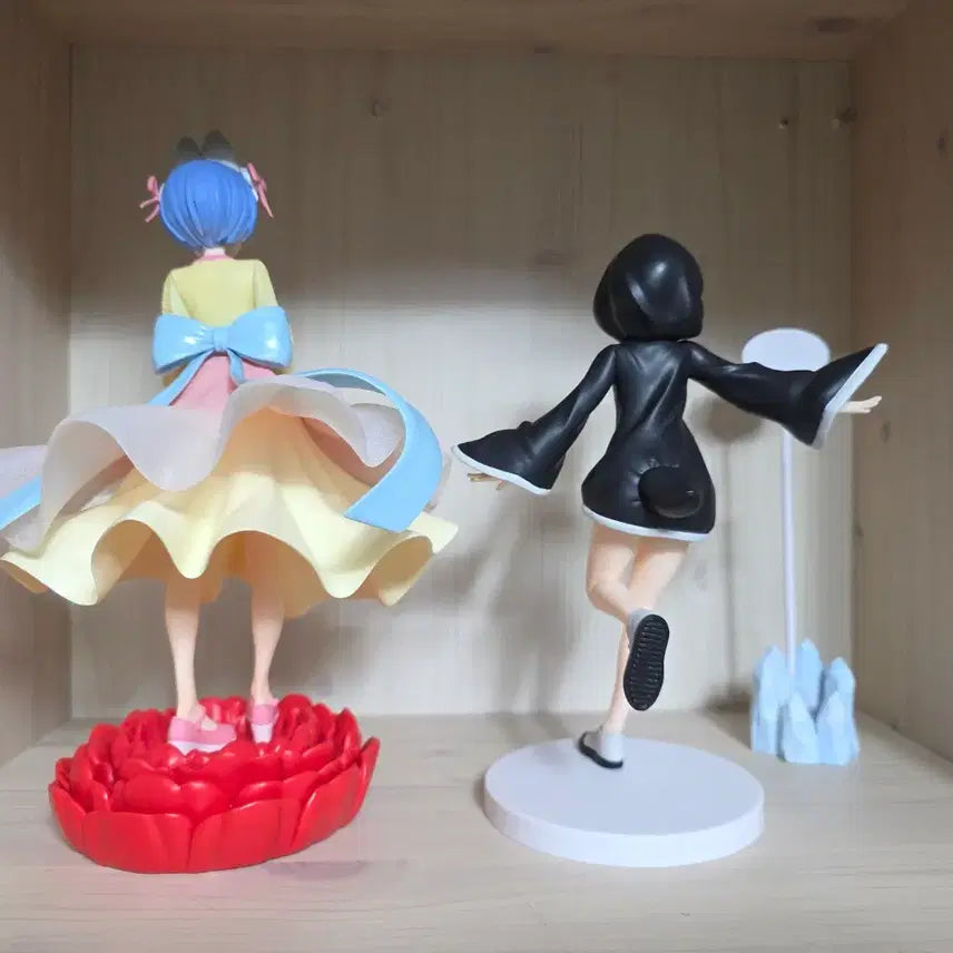 [BUNJANG] Rem Little Rabbit Girl &amp; Ram Luminasta Penguin Hood Figure Set / 리제로 후류 렘 익시드 크리에이티브 토끼 &amp; 세가 람 루미나스타 펭귄