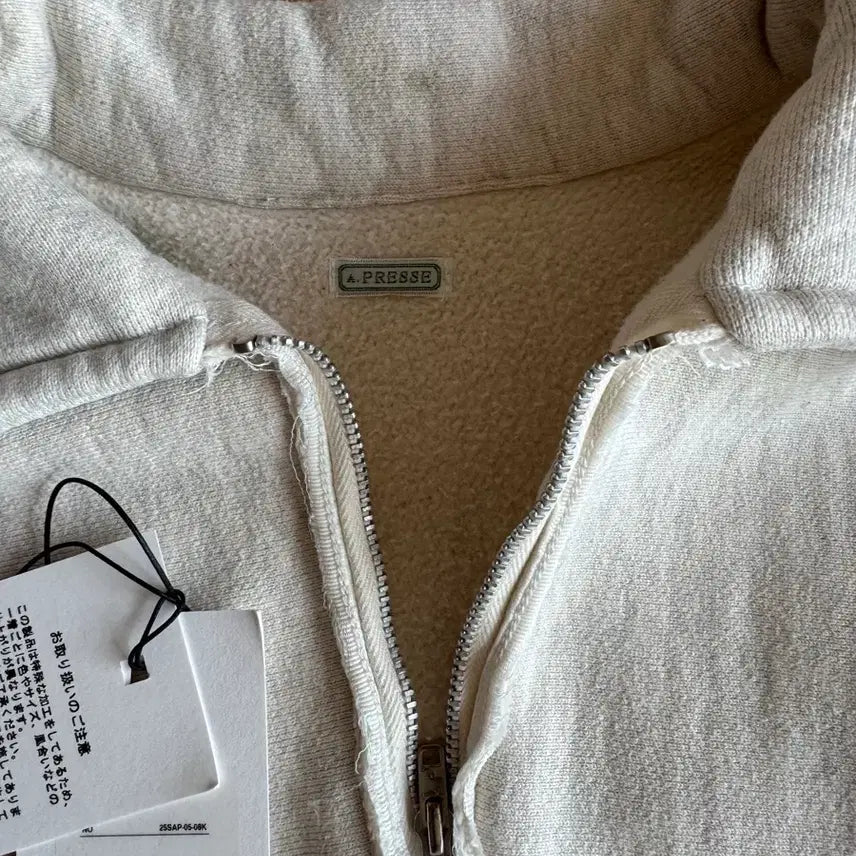 [SOLD OUT] 아프레쎄 25ss 하프집업 오트밀 3사이즈