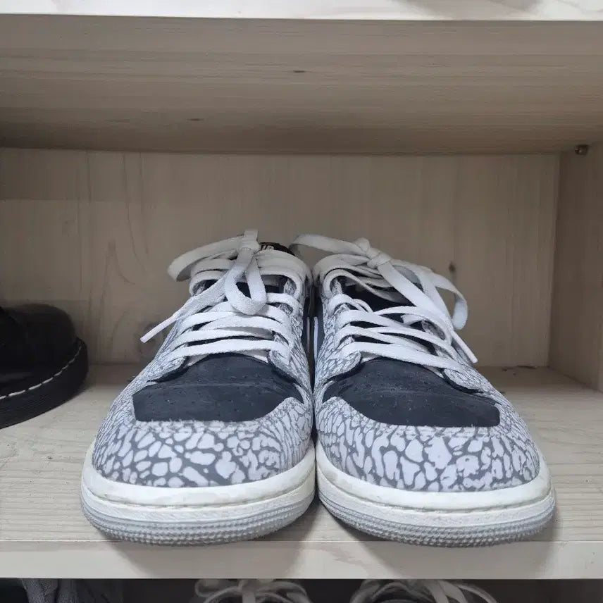 [SOLD OUT] 나이키 조던1 270 미중고