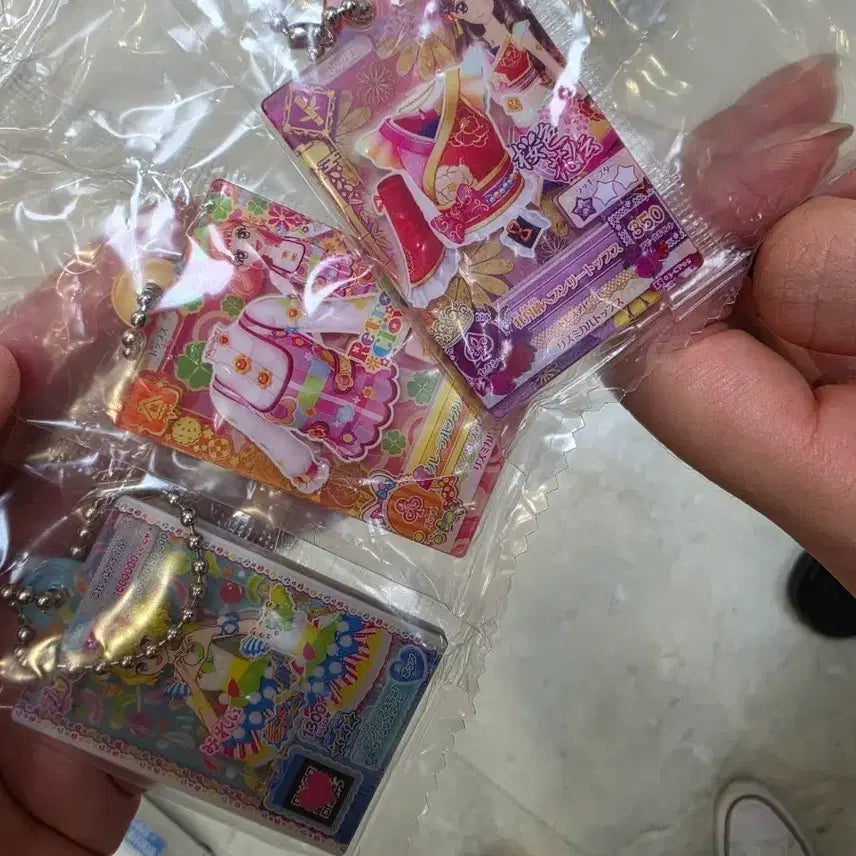 [BUNJANG] Aikatsu! Aikatsu Friends! Mirai Arin Acrylic Keyring Gacha / 아이엠스타 아이카츠 프리파라 미래 바론 아랑 아크릴 키링 가챠