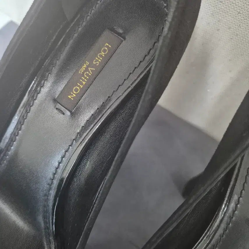 [BUNJANG] Louis Vuitton Open-Toe Suede Heels / 루이비통 오픈토 구두