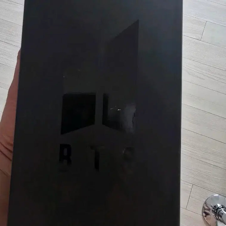 [BUNJANG] BTS Official Light Stick ARMY Bomb (Ver. 4) Sealed / 방탄소년단 공식 응원봉 아미밤 미개봉팝니다