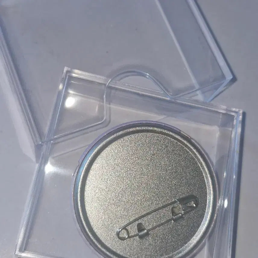 [BUNJANG] Can Badge Storage Box / 캔뱃지 보관함