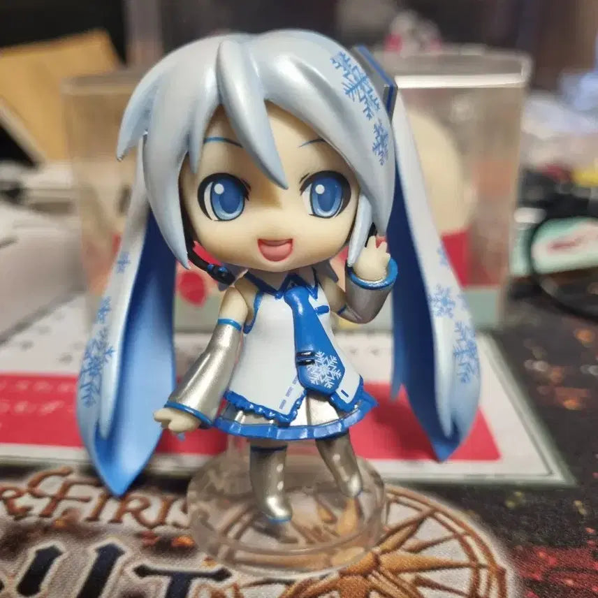 [BUNJANG] Vocaloid Snow Songs CD + Yuki Miku Puchie Nendoroid Set / VOCALOID SNOW SONGS CD + 유키미쿠 푸치넨도세트