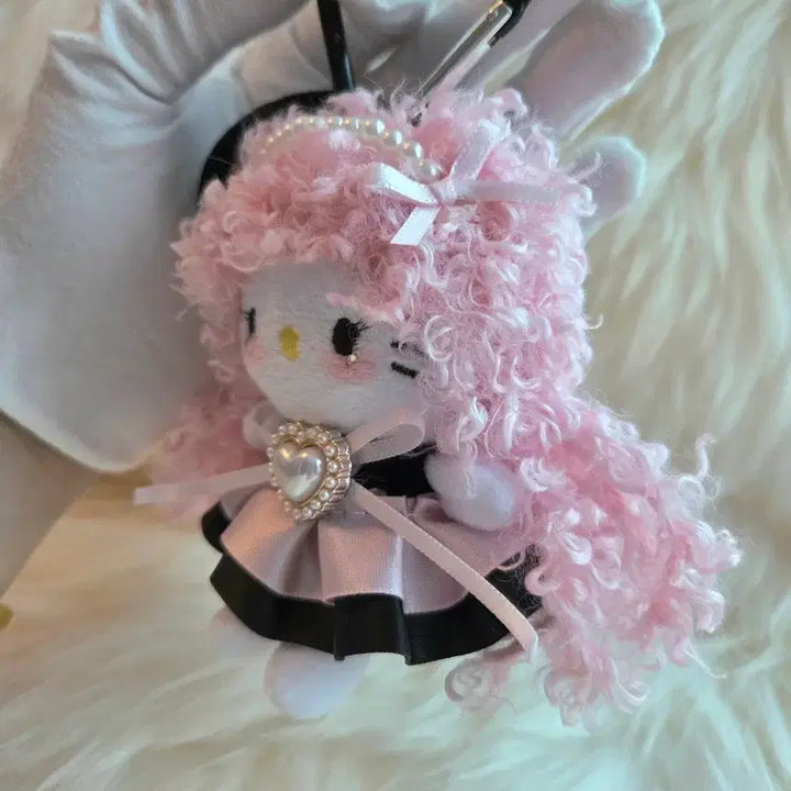 [BUNJANG] Hello Kitty Custom Mini Knitted Doll / 헬로키티 커스텀 미니키티 인형