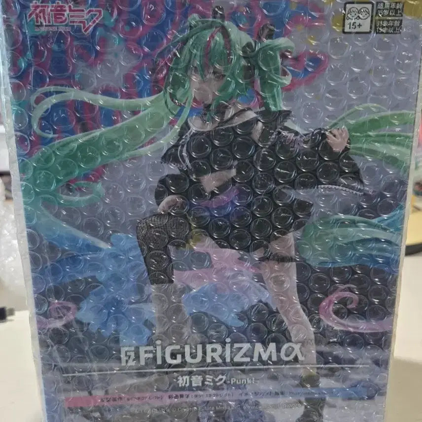 [BUNJANG] Hatsune Miku Punk SEGA Figure / 하츠네 미쿠 펑크 SEGA 피규어