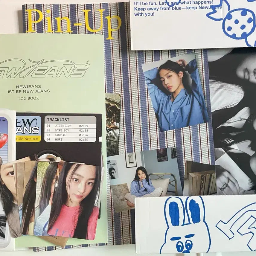 [BUNJANG] NewJeans Minji Blue Book Bundle Set / 풀박스 뉴진스 민지 블루북