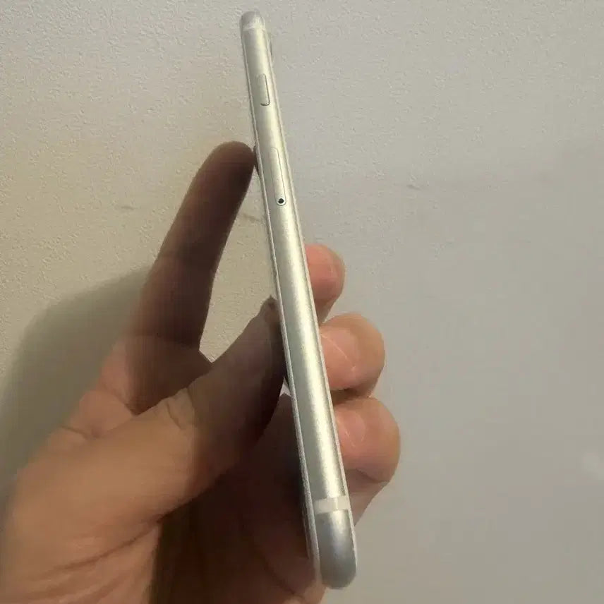 [BUNJANG] Apple iPhone SE 2nd Gen White 64GB / (S급/모든기능정상) 아이폰 se2 화이트 64기가 판매합니당