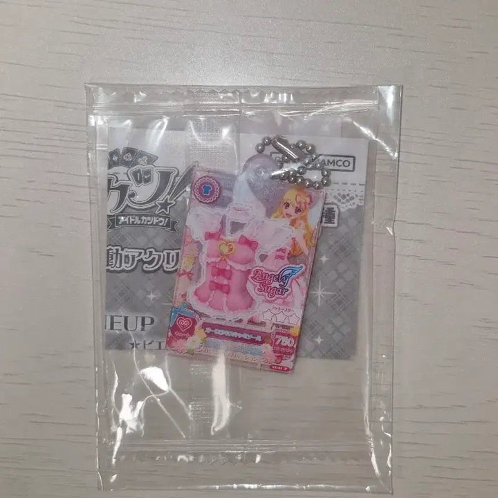 [BUNJANG] Aikatsu! Ichigo Rihm Aurora Kiss Gashapon Sealed / 아이카츠 아이엠스타 이치고 라임 오로라키스 가챠폰 미개봉