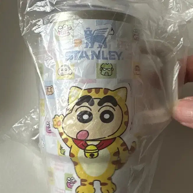 [BUNJANG] Stanley Crayon Shin-chan Mini Tumbler Keychain 120ml / 스탠리 짱구 미니 텀블러 키링 120ml