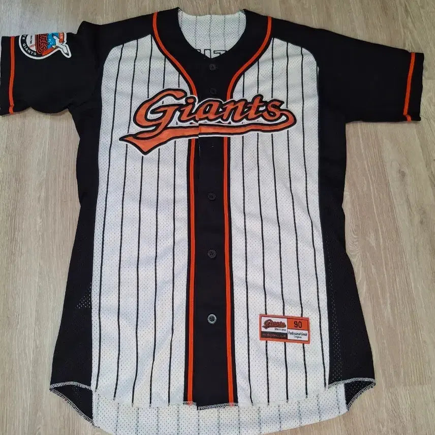 [BUNJANG] Lotte Giants Lee Dae-ho Professional Gu-Sunday Size 90 Uniform / 롯데자이언츠 이대호 프로페셔널 구선데이 90사이즈 유니폼