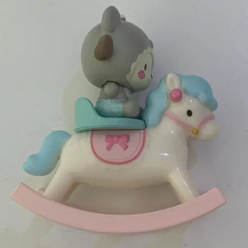 [BUNJANG] Sanrio Pochacco Rocking Horse Plush / 산리오 흔들목마 포차코
