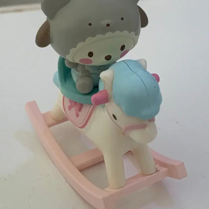 [BUNJANG] Sanrio Pochacco Rocking Horse Plush / 산리오 흔들목마 포차코