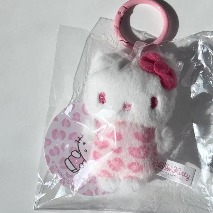 [BUNJANG] Hello Kitty Pink Leopard Mini Doll Keychain Rare Item / 헬로키티 무뉴 핑크호피 미니 인형 키링 희귀템