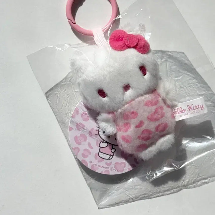 [BUNJANG] Hello Kitty Pink Leopard Mini Doll Keychain Rare Item / 헬로키티 무뉴 핑크호피 미니 인형 키링 희귀템