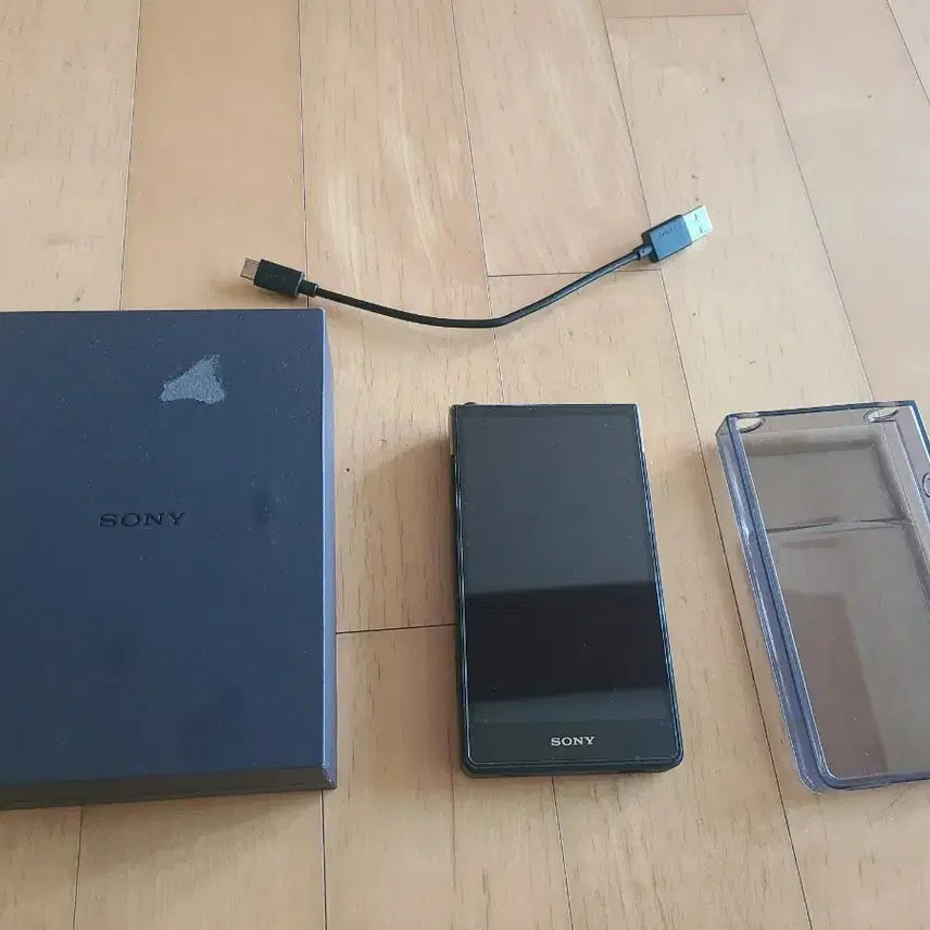 [BUNJANG] Sony NW-ZX707 DAP with Case and Box / 소니 DAP Sony NW-ZX707 케이스 박스 포함