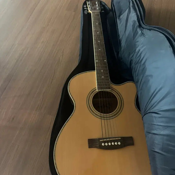 [BUNJANG] Obong Guitars 0FC-525E Acoustic Guitar / obong guitars 0FC-525E 기타