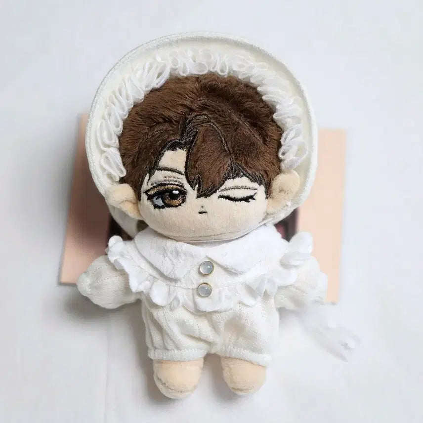 [BUNJANG] Lumi Closet Baby Candle White Sweatshirt 10cm Doll Clothes / 10cm 솜인형옷 (루미크로젯  베이비캔들  화이트  맨투맨)