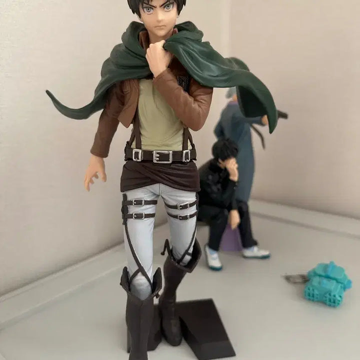 [BUNJANG] Attack on Titan Eren Figure (Box Not Included) / 진격의 거인 에렌 피규어 (상자없음)