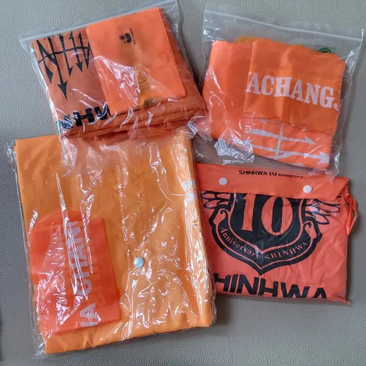 [BUNJANG] Shinhwa Shinhwa Changjo Raincoat Set + Stamp Set / 신화 굿즈 신화창조 우비 4종+우표세트