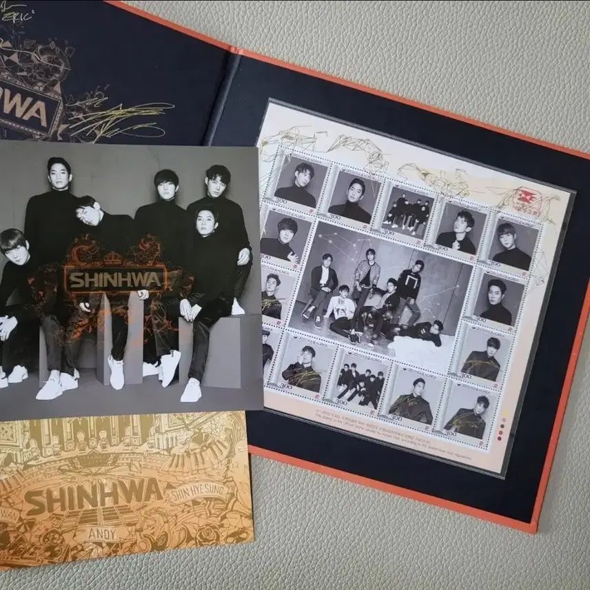 [BUNJANG] Shinhwa Shinhwa Changjo Raincoat Set + Stamp Set / 신화 굿즈 신화창조 우비 4종+우표세트