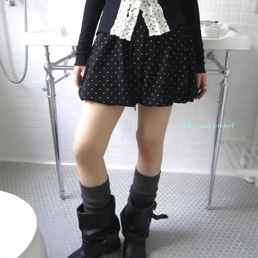 [BUNJANG] Ang Project Dot Skirt Black / Ang project 도트 스커트 블랙