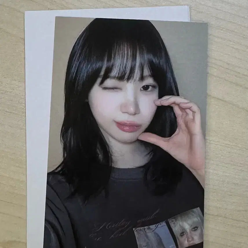 [BUNJANG] LE SSERAFIM Kim Chaewon Celebration Official Photocard - Week 1 / 르세라핌 김채원 셀러브레이션 공방포카 1주차