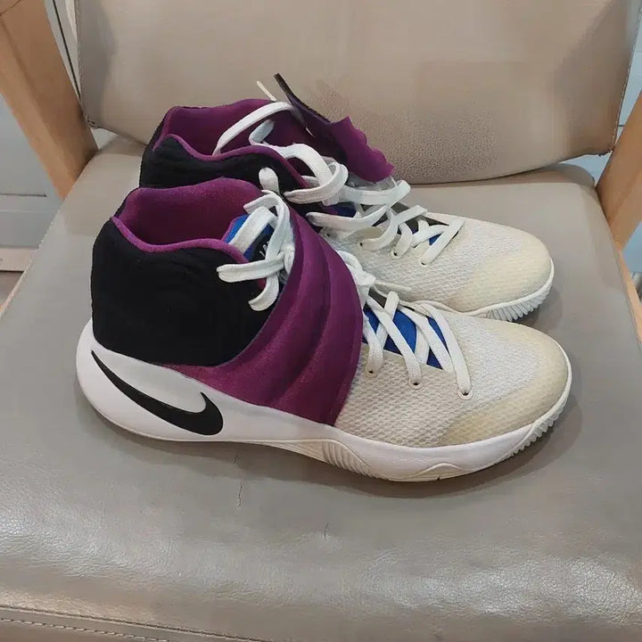 [BUNJANG] Nike Kyrie 2 "Ky-Rispy Kreme" Men&