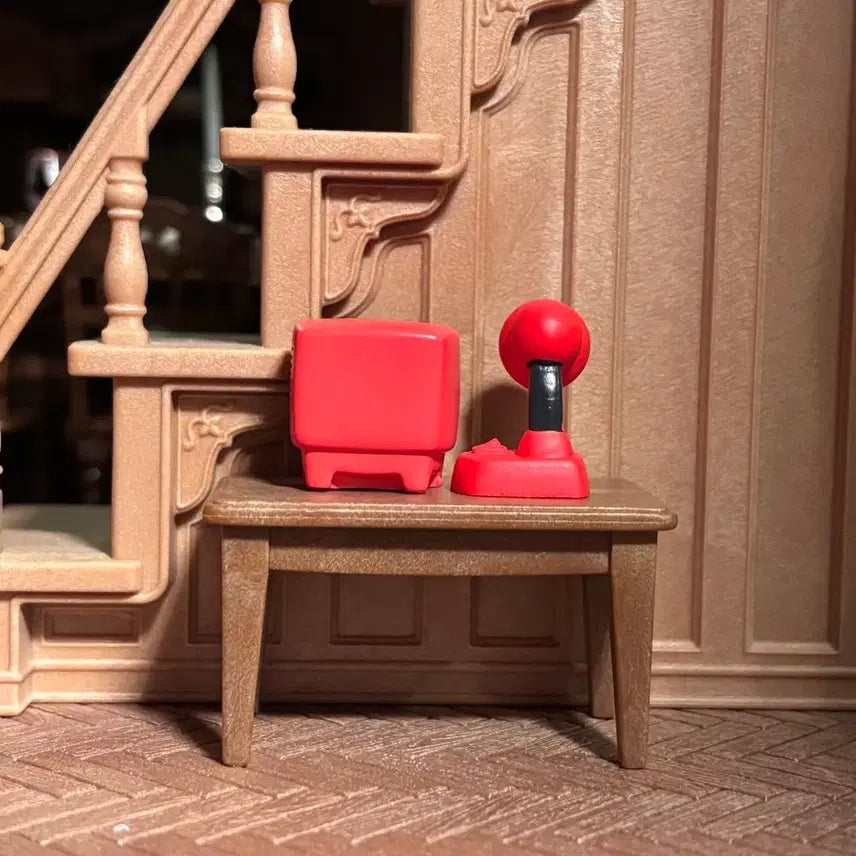 [BUNJANG] Red Vintage Television &amp; Lamp Miniature Set / 레드 빈티지 텔레비전 전등 미니어처 세트