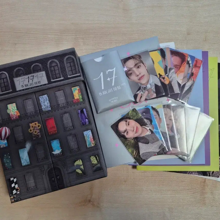 [BUNJANG] Seventeen Best Album 17 IS RIGHT HERE (HERE ver.) - Photocard Set / (앨포O 랜포X) 세븐틴 베스트앨범 (HERE ver.)
