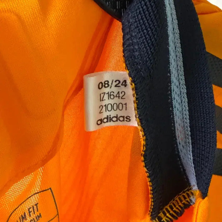 [BUNJANG] Real Madrid 24-25 Away Authentic Jersey / [해외L] 24-25 레알마드리드 어웨이 어센틱