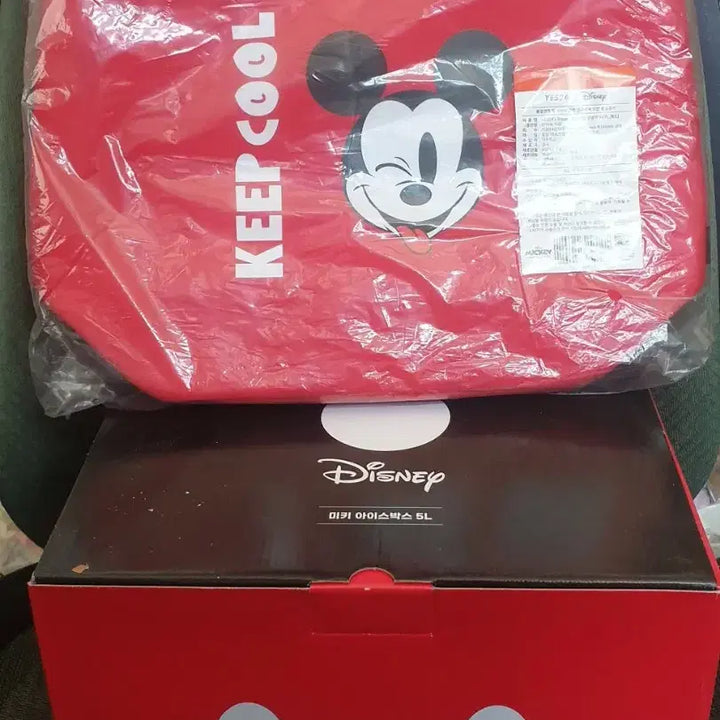 [BUNJANG] Disney Mickey Mouse Insulated Bag Cooler / 디즈니,미키,보냉백,아이스박스,새제품