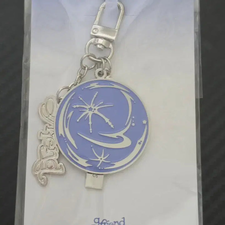 [BUNJANG] GFRIEND 10th Anniversary Concert MD Keychain (Sealed) / 미개봉 여자친구 10주년 키링 콘서트 MD 굿즈