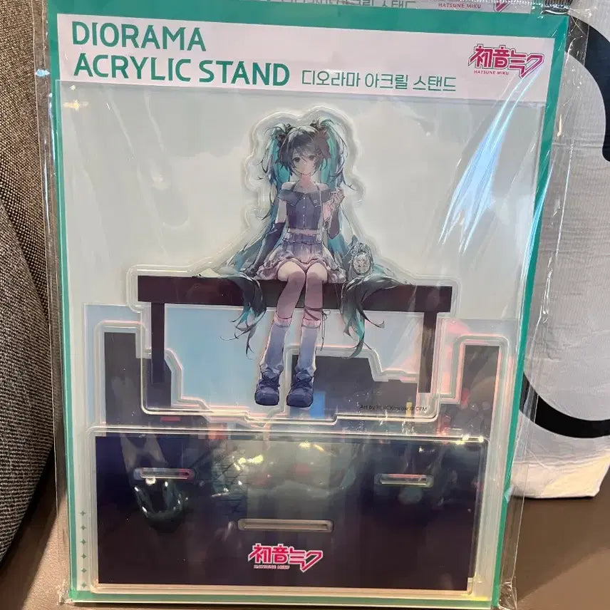 [BUNJANG] Hatsune Miku Thanksgiving Day Acrylic Stand Diorama (Sealed) / 하츠네 미쿠 감사제 같이 듣자 디오라마 아크릴스탠드 미개봉