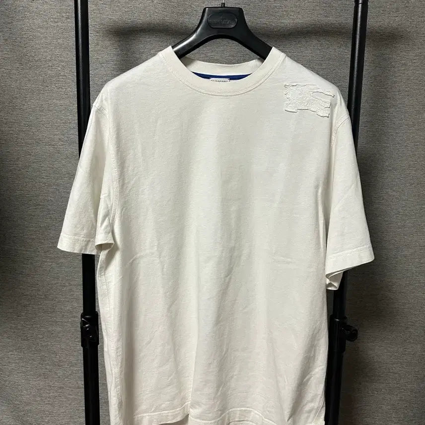 [BUNJANG] Burberry Equestrian Shoulder Patch T-Shirt White XXL / 버버리 이퀘스트리안 숄더 패치 반팔 화이트 (XXL)