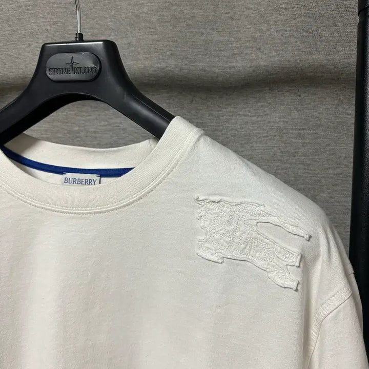 [BUNJANG] Burberry Equestrian Shoulder Patch T-Shirt White XXL / 버버리 이퀘스트리안 숄더 패치 반팔 화이트 (XXL)