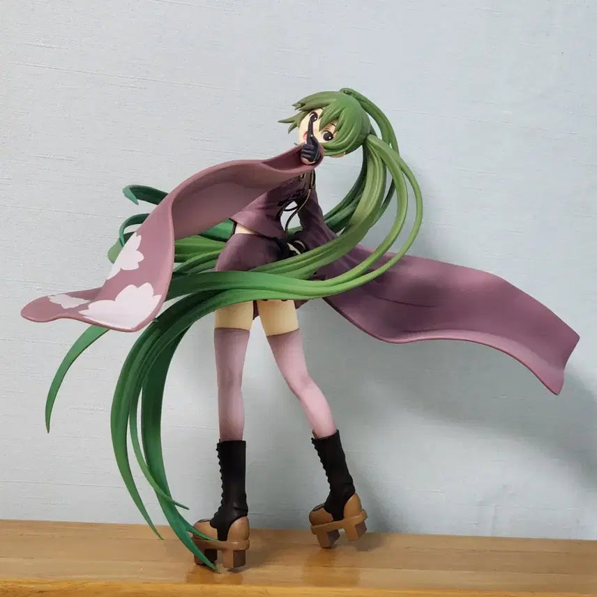 [BUNJANG] Hatsune Miku Figure / 하츠네 미쿠 피규어