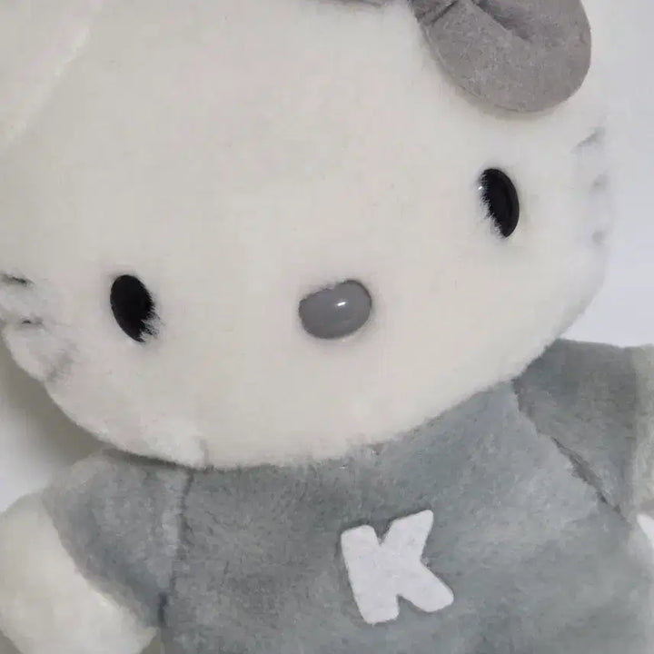 [BUNJANG] Vintage Monochrome Hello Kitty Plush / 고전 흑백 모노크롬 키티 인형