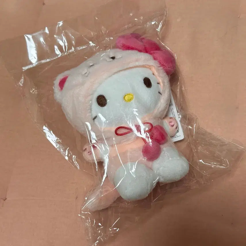 [BUNJANG] Sanrio Hello Kitty Cat Version Keychain (Sealed) / 헬로키티 키링 고양이 버전 미개봉