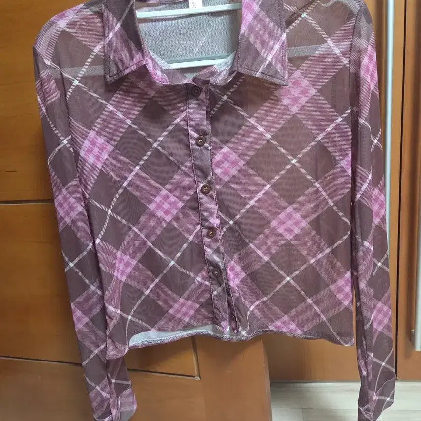 [BUNJANG] Espa Ningning Worn Blouse / 에스파 닝닝 착용 블라우스