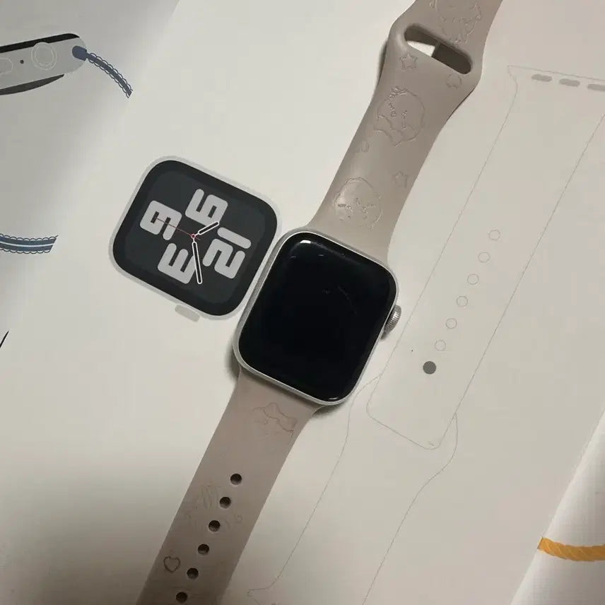 [BUNJANG] Apple Watch SE 40mm Silver (Full Box) / 애플워치Se40mm실버 풀박스로 팔아요