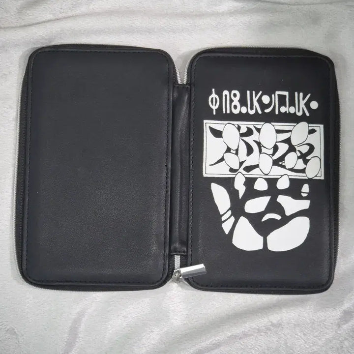 [BUNJANG] Hunter x Hunter Chrollo "Master of the Grasp" Multi Case Pouch / 헌터헌터 도적의 극의 클로로 멀티케이스 파우치