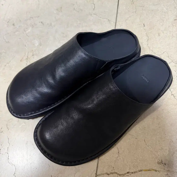 [BUNJANG] TNGT X Mistake Project Kinoshita Leather Mules Black 270 / TNGT X Mistake Project 뮬 270 사이즈 판매합니다