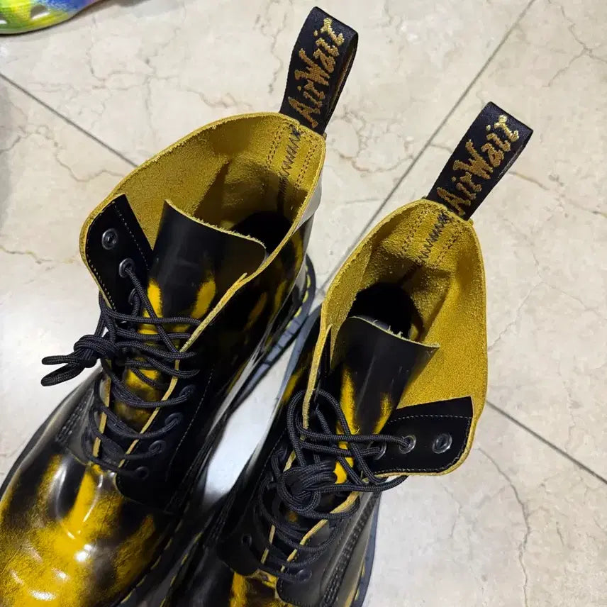 [BUNJANG] Dr. Martens 1460 Love Off Multi Boots - Size 280 / 닥터마틴 1460 럽 오프 멀티 280사이즈