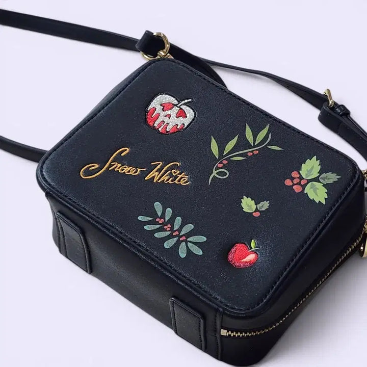 [BUNJANG] Disney Snow White x Roem Collaboration Crossbody Tote Bag (Limited Edition) / 디즈니 백설공주 &amp; 로엠 콜라보 가방 크로스백 토트백 한정판 단종