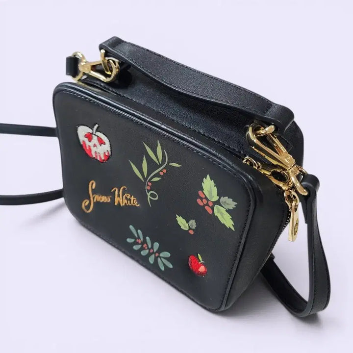 [BUNJANG] Disney Snow White x Roem Collaboration Crossbody Tote Bag (Limited Edition) / 디즈니 백설공주 &amp; 로엠 콜라보 가방 크로스백 토트백 한정판 단종