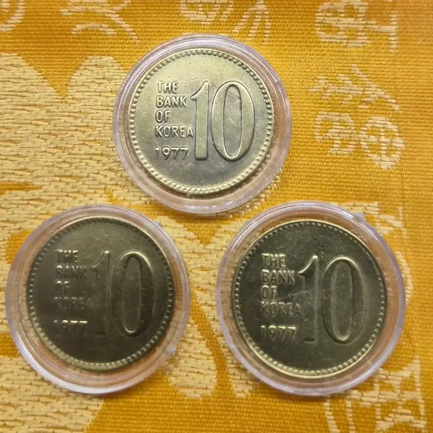 [BUNJANG] 1977 Bank of Korea 10 Won Coin (3 Pieces) / 1977년 한국은행 10원 동전 3개 (개당판매)