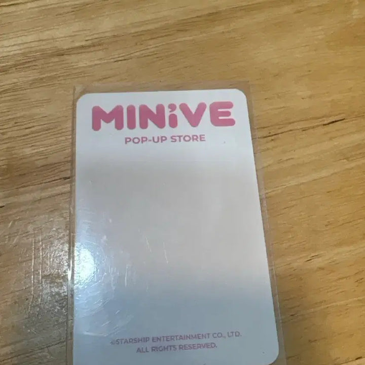 [BUNJANG] IVE Yujin Mini-B Popup Pouch Photocard / 아이브 유진 미니브 팝업 파우치 포카