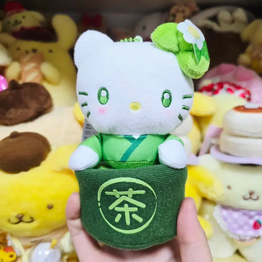 [BUNJANG] Sanrio Matcha Series Hello Kitty Mascot Plush / 일본 정품 택O 산리오 말차 녹차 시리즈 헬로키티 마스코트 인형