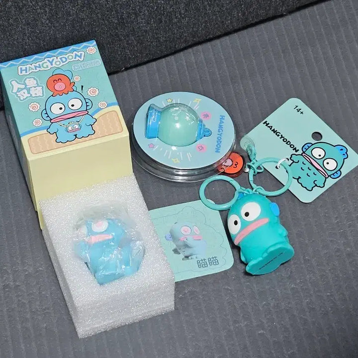 [BUNJANG] Hangyodong Figure + Keyring Set (Simply Unsealed) / (새제품) 한교동 피규어(단순개봉) +키링 세트